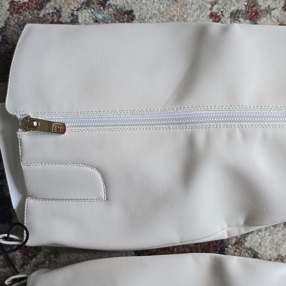 LIZ CLAIBORNE WOMEN'S CREAM HIGH ZIP WIDE WIDTH & WIDE CALF BOOTS SIZE 6 WIDE - Picture 10 of 14